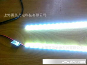 精品3528LED软硬灯条 质量与价格的双重保障